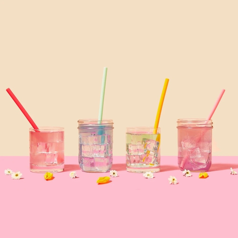 Chic & tonic NWT rainbow silicone straws